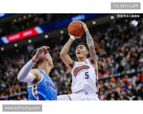 刘铮的奋斗历程与篮球梦想如何激励年轻一代追求卓越与坚持不懈