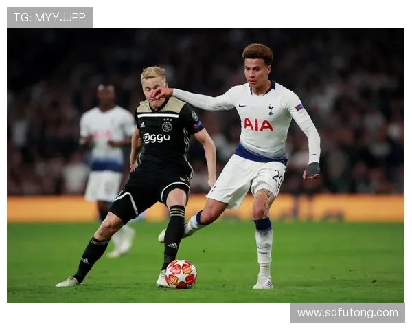 阿贾克斯对阵热刺的精彩比分回顾与赛后分析